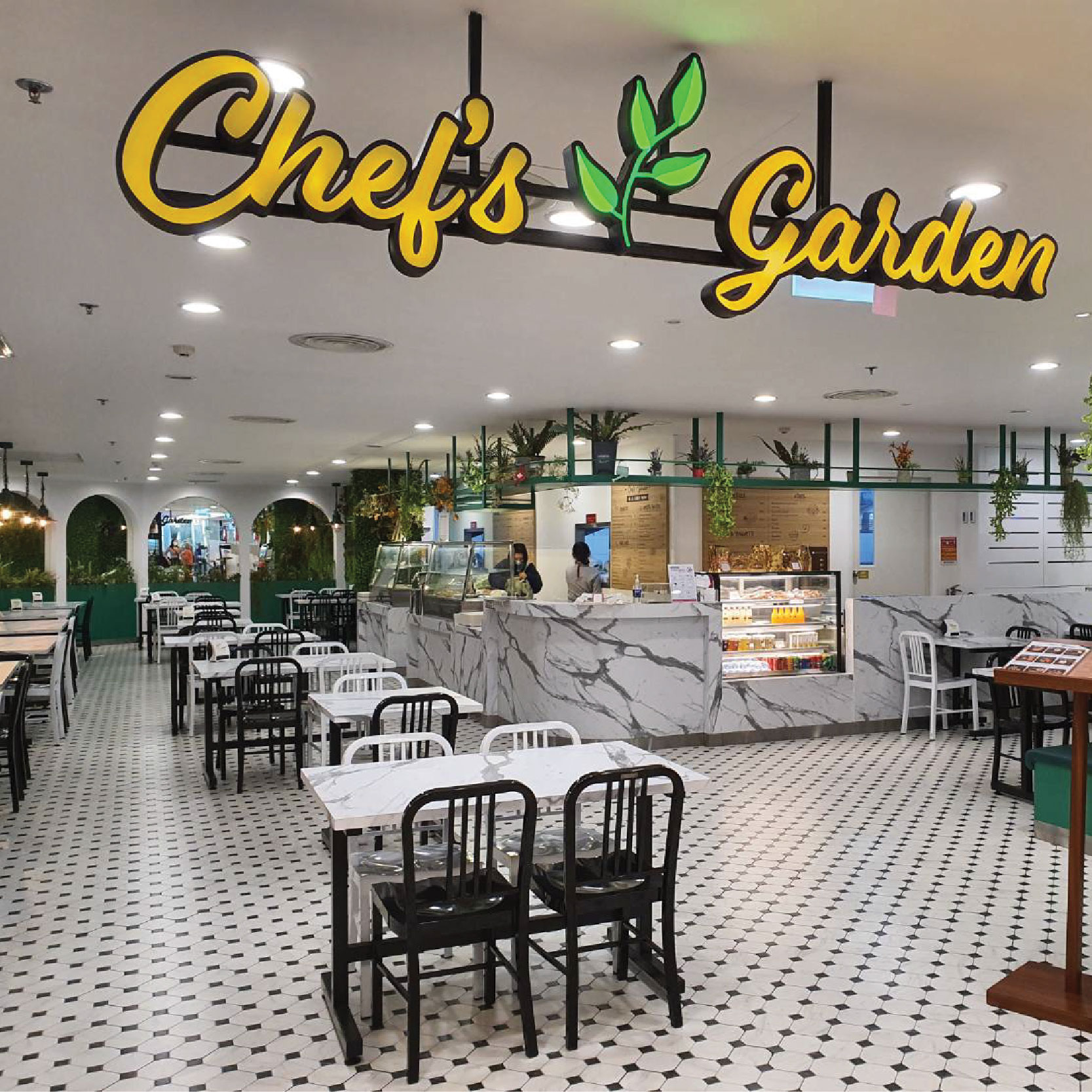 Chef's garden Samitivej Srinakarin Hospital, a big canteen with lots of tables and seats which are one of catering service - foodhouse